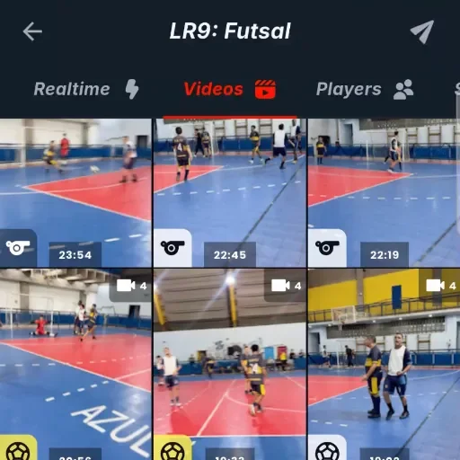 Painel do app com as câmeras e os replays do jogo